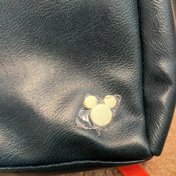 Mickey Mouse Adjustable backpack - Picture 5 of 6